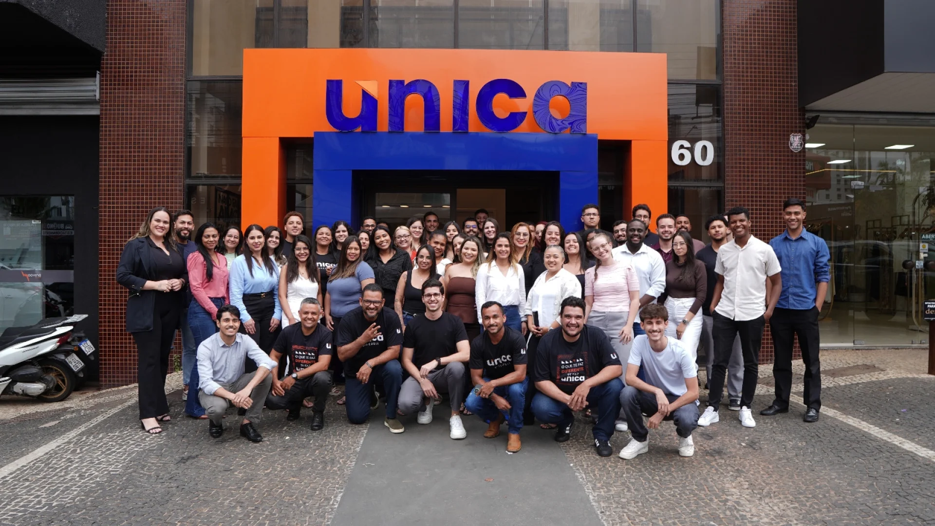 8457b3ac-d07d-40f2-a5f3-1f561d941e5c